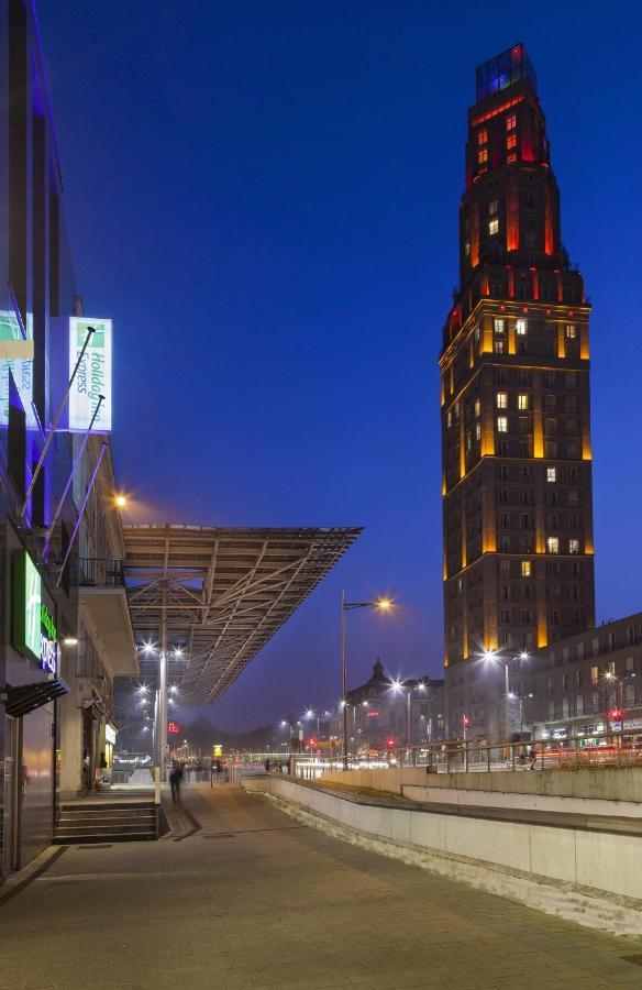 Holiday Inn Express Amiens By Ihg Экстерьер фото