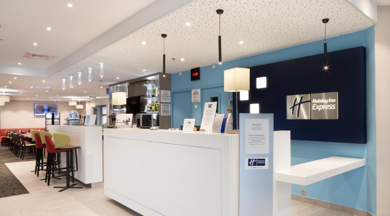 Holiday Inn Express Amiens By Ihg Экстерьер фото