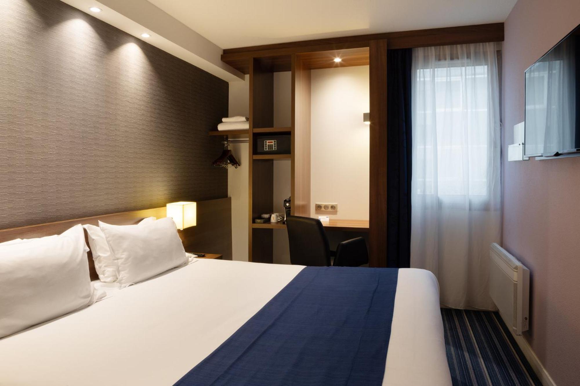 Holiday Inn Express Amiens By Ihg Экстерьер фото