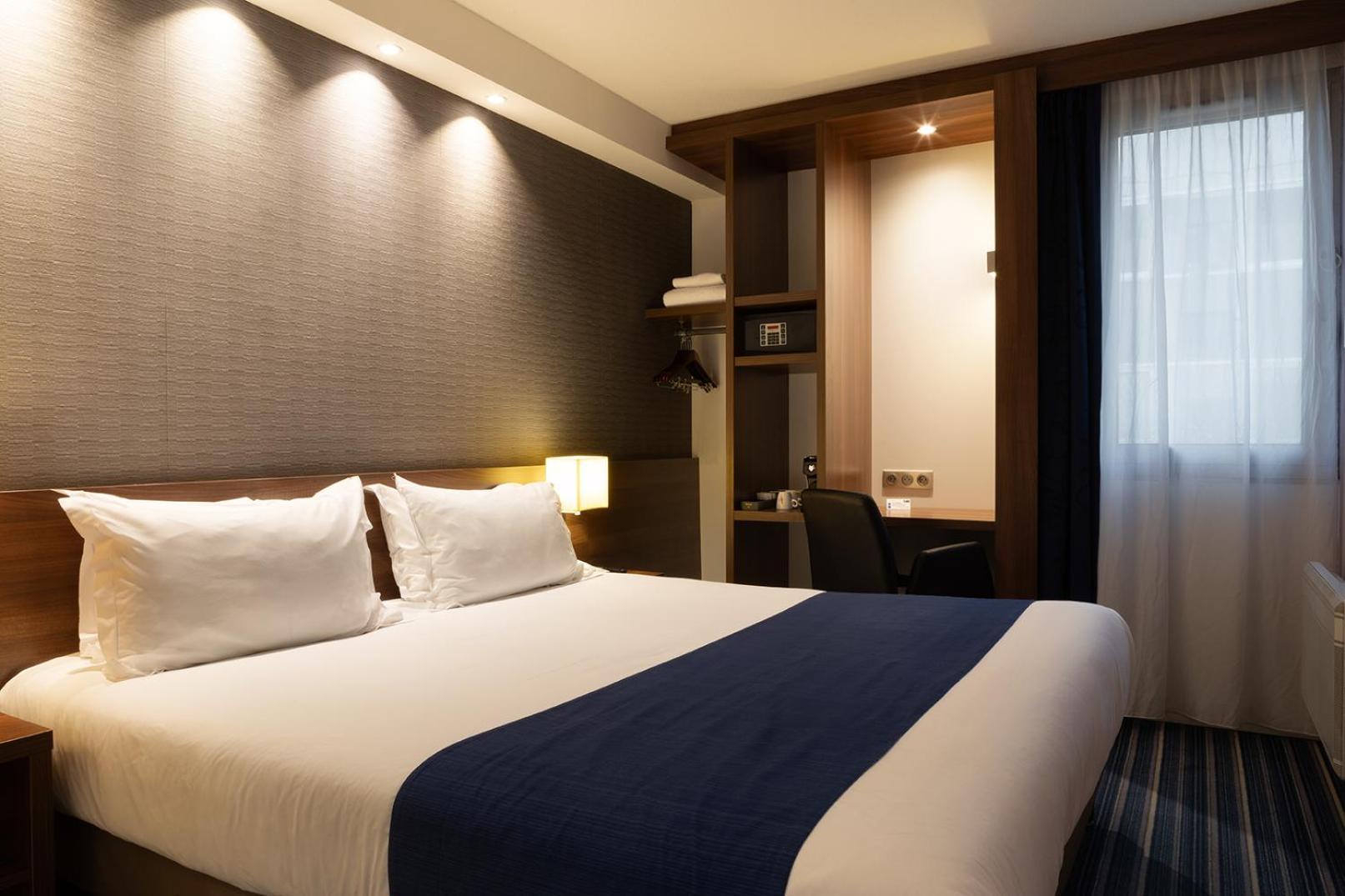 Holiday Inn Express Amiens By Ihg Экстерьер фото